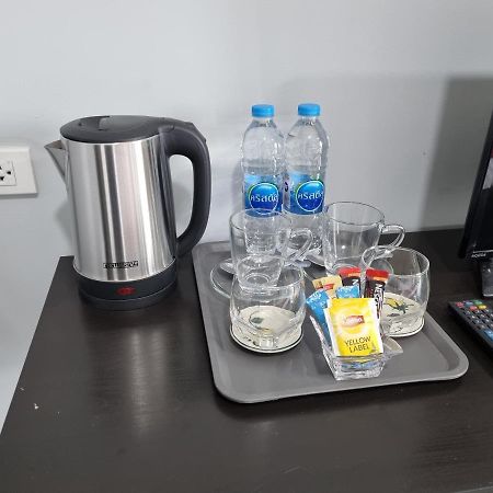 Tiara Place 曼谷 外观 照片