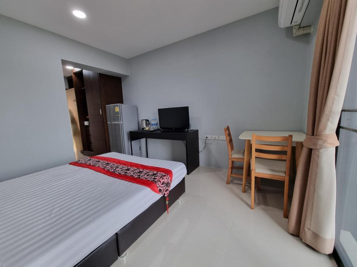 Tiara Place 曼谷 外观 照片